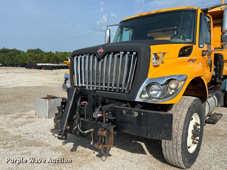 image for item DZ4538 2011 International WorkStar 7500 dump truck