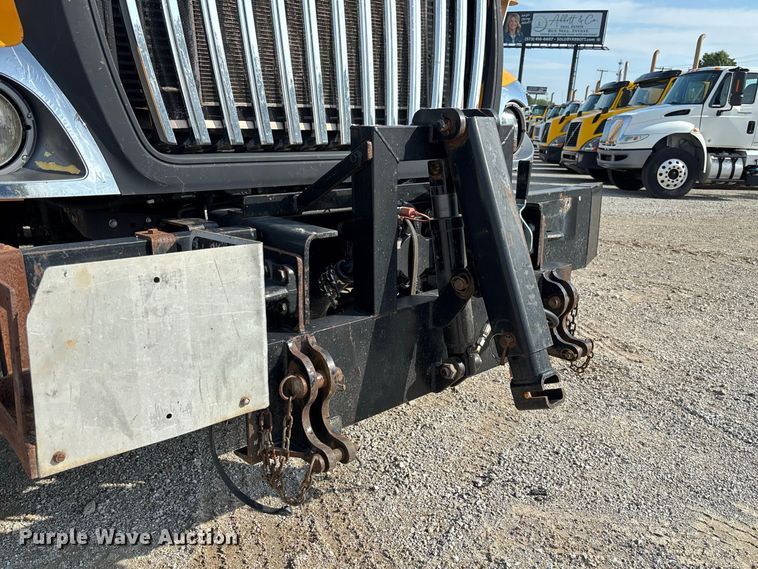 image for item DZ4538 2011 International WorkStar 7500 dump truck
