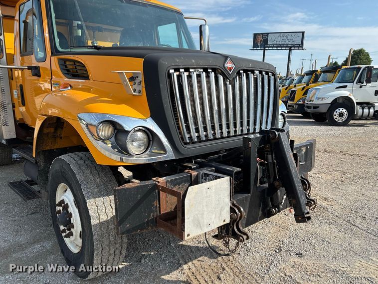 image for item DZ4538 2011 International WorkStar 7500 dump truck