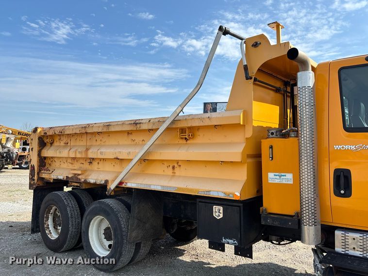 image for item DZ4538 2011 International WorkStar 7500 dump truck
