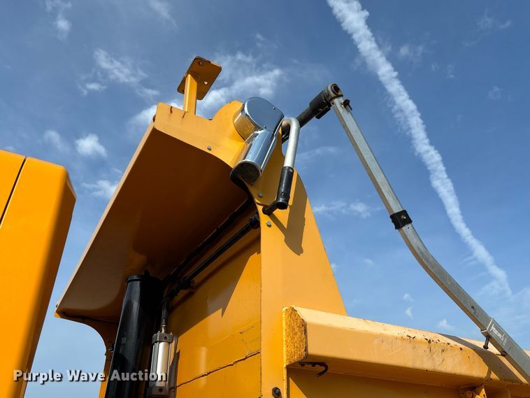 image for item DZ4538 2011 International WorkStar 7500 dump truck