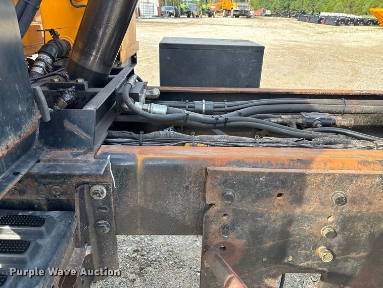 image for item DZ4538 2011 International WorkStar 7500 dump truck