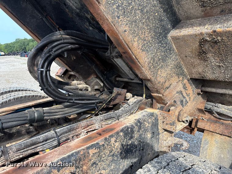 image for item DZ4538 2011 International WorkStar 7500 dump truck