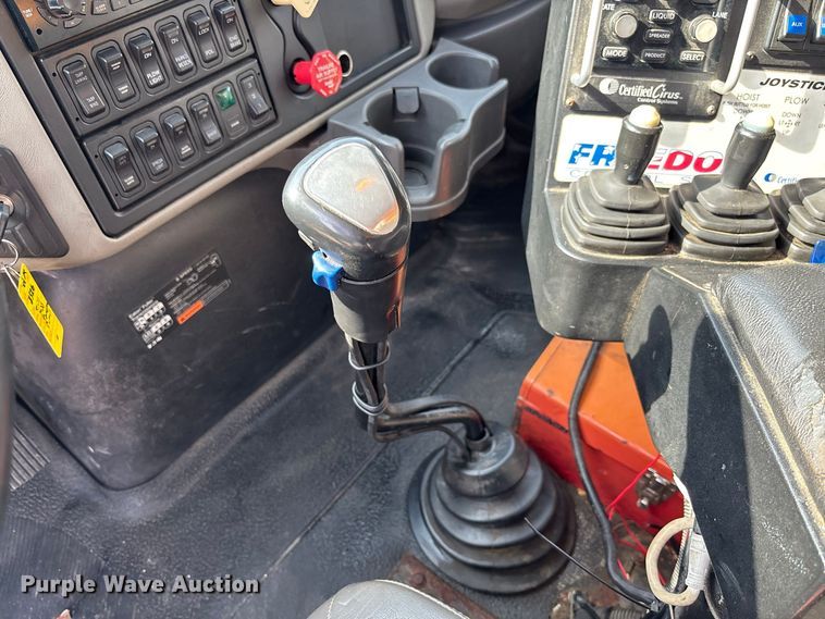 image for item DZ4538 2011 International WorkStar 7500 dump truck