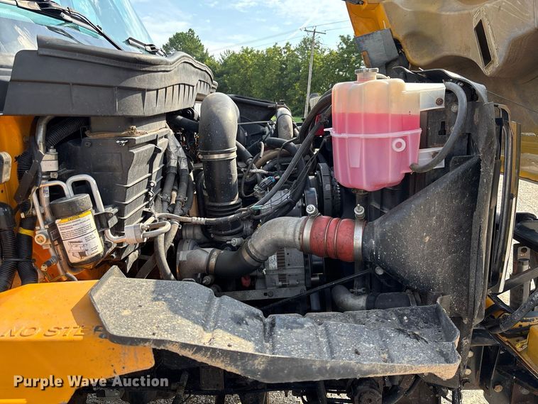 image for item DZ4538 2011 International WorkStar 7500 dump truck