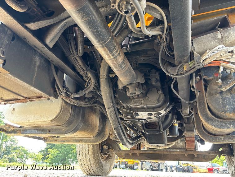 image for item DZ4538 2011 International WorkStar 7500 dump truck