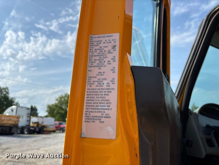 image for item DZ4538 2011 International WorkStar 7500 dump truck