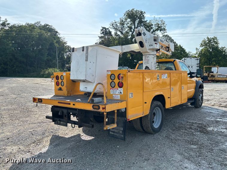 image for item DZ4539 2009 Ford F550 Super Duty bucket truck