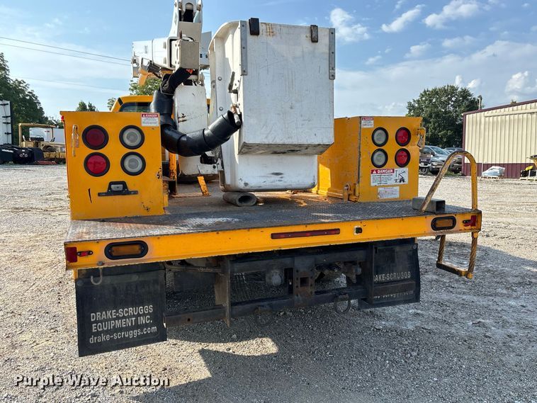 image for item DZ4539 2009 Ford F550 Super Duty bucket truck