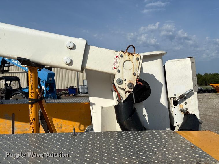 image for item DZ4539 2009 Ford F550 Super Duty bucket truck