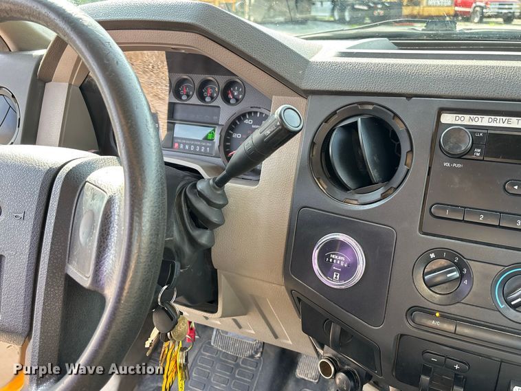 image for item DZ4539 2009 Ford F550 Super Duty bucket truck