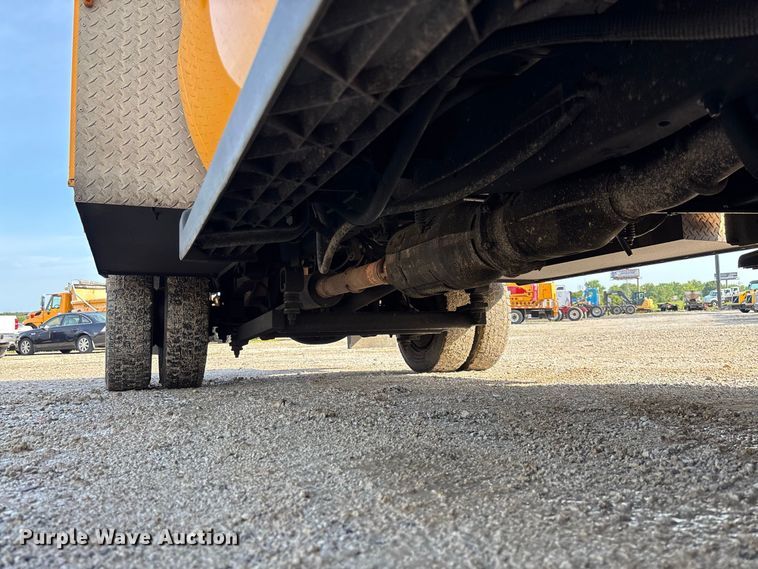 image for item DZ4539 2009 Ford F550 Super Duty bucket truck