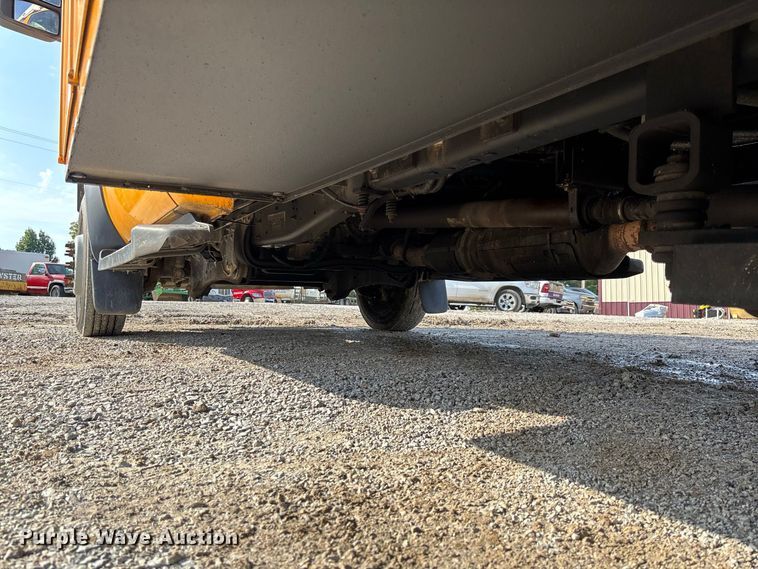 image for item DZ4539 2009 Ford F550 Super Duty bucket truck