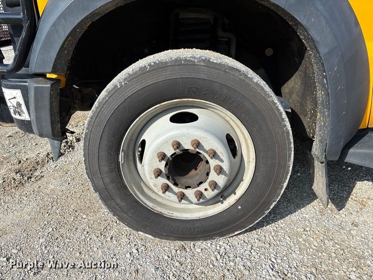 image for item DZ4539 2009 Ford F550 Super Duty bucket truck