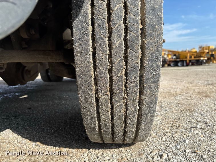 image for item DZ4539 2009 Ford F550 Super Duty bucket truck