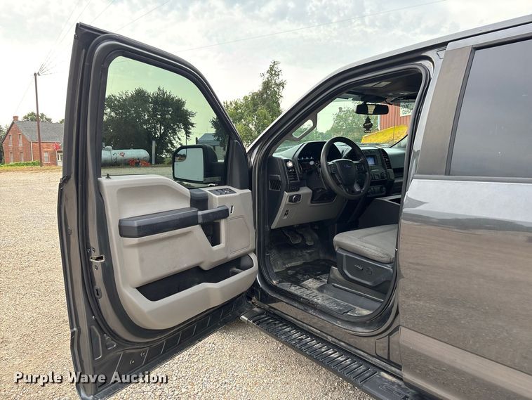 image for item DZ4553 2020 Ford F150 XL Police Responder Crew Cab pickup truck