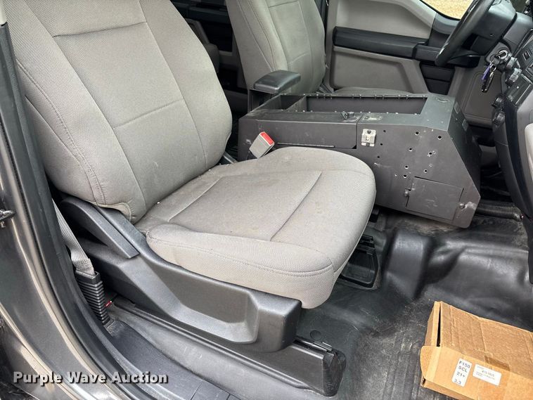 image for item DZ4553 2020 Ford F150 XL Police Responder Crew Cab pickup truck