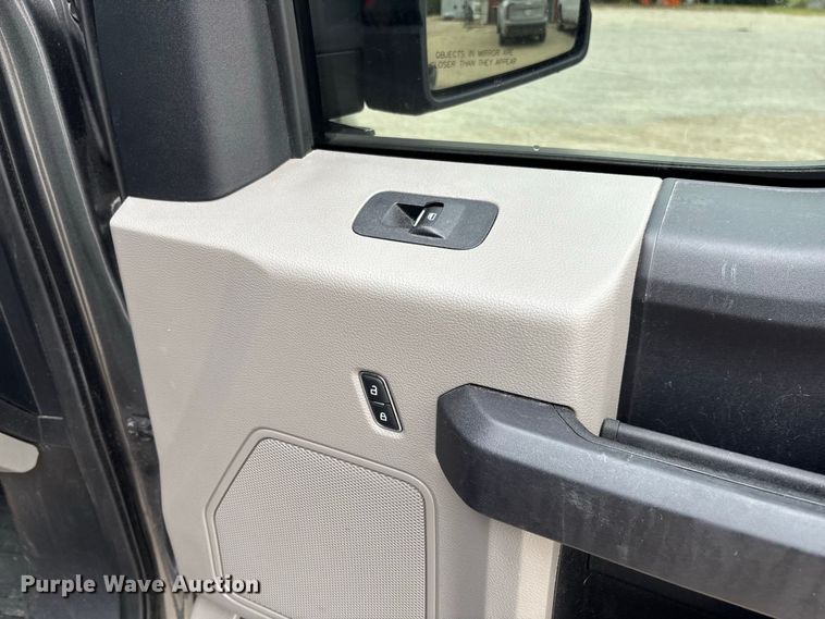 image for item DZ4553 2020 Ford F150 XL Police Responder Crew Cab pickup truck