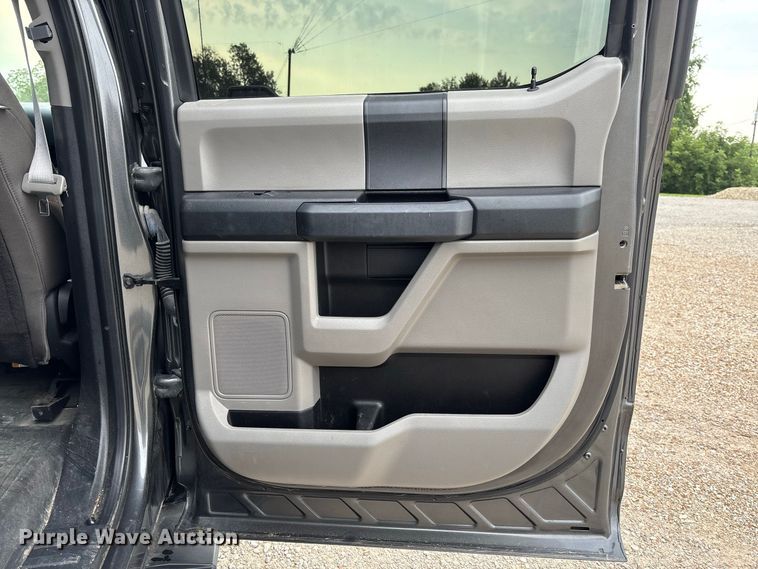 image for item DZ4553 2020 Ford F150 XL Police Responder Crew Cab pickup truck