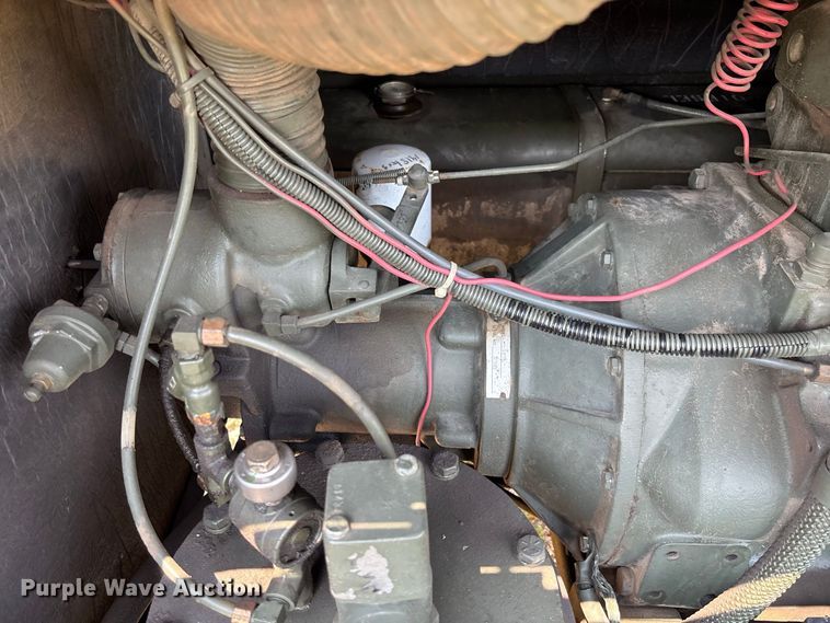 image for item DZ4558 1987 Davey Compressor Co 11M125RPDQ air compressor