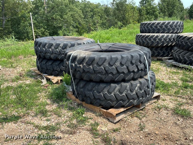 image for item DZ4560 (4) Bridgestone V-Steel tires