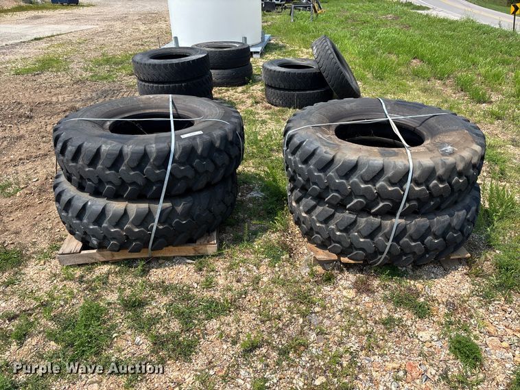 image for item DZ4560 (4) Bridgestone V-Steel tires