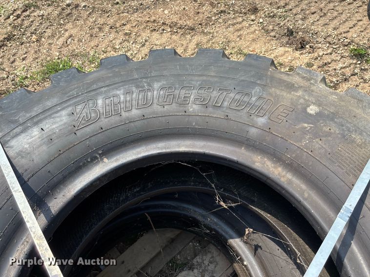 image for item DZ4560 (4) Bridgestone V-Steel tires
