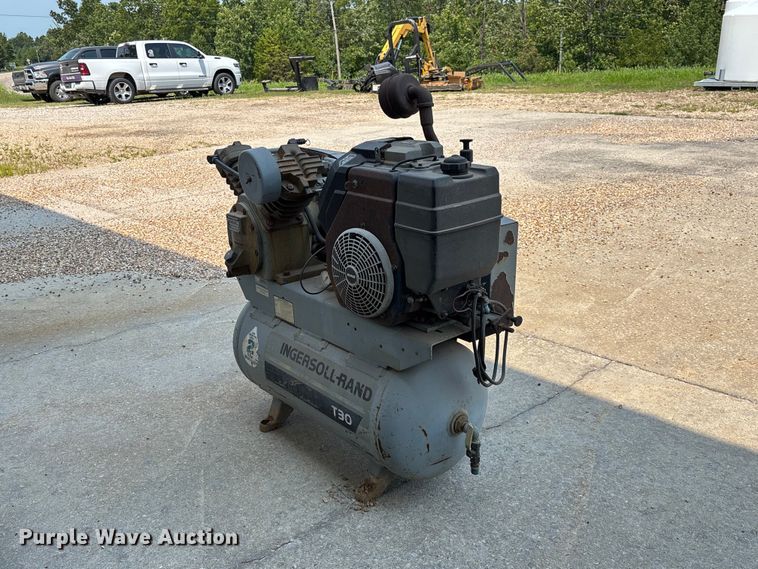 image for item DZ4563 1996 Ingersoll Rand T30 air compressor