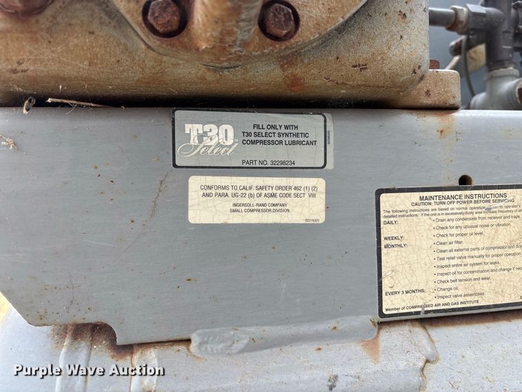 image for item DZ4563 1996 Ingersoll Rand T30 air compressor