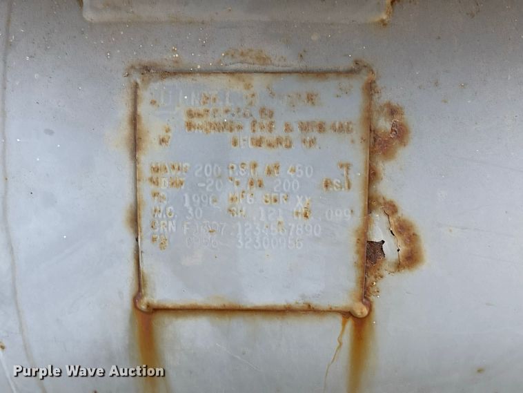 image for item DZ4563 1996 Ingersoll Rand T30 air compressor