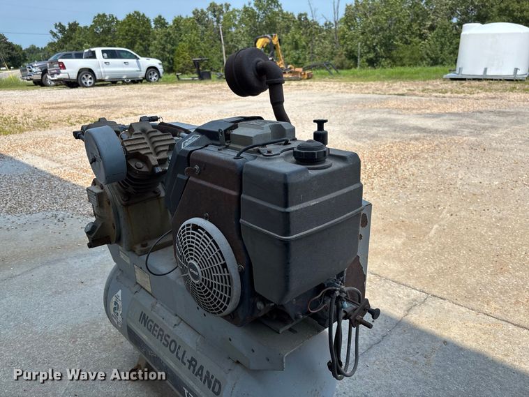 image for item DZ4563 1996 Ingersoll Rand T30 air compressor