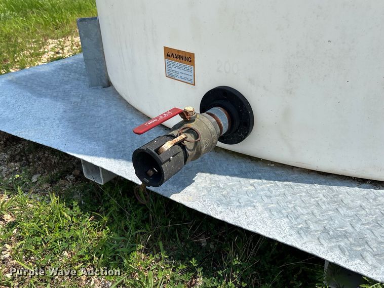 image for item DZ4565 Poly tank