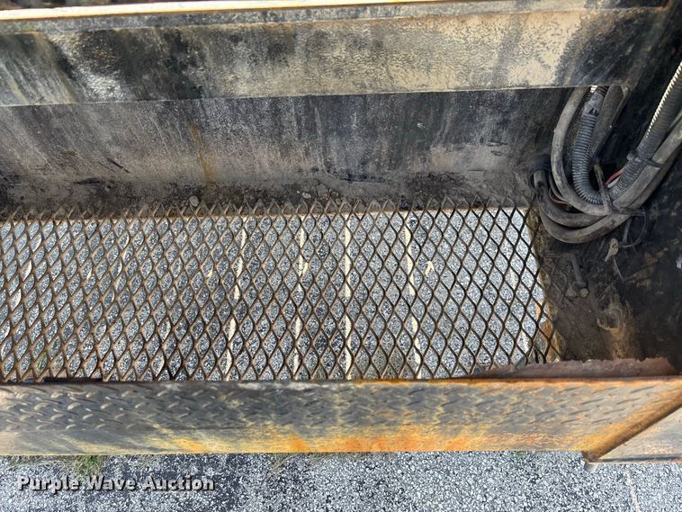 image for item DZ4572 2019 Coyote GN29HYD hydraulic tail equipment trailer