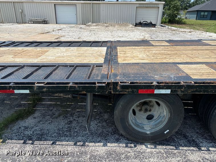 image for item DZ4572 2019 Coyote GN29HYD hydraulic tail equipment trailer