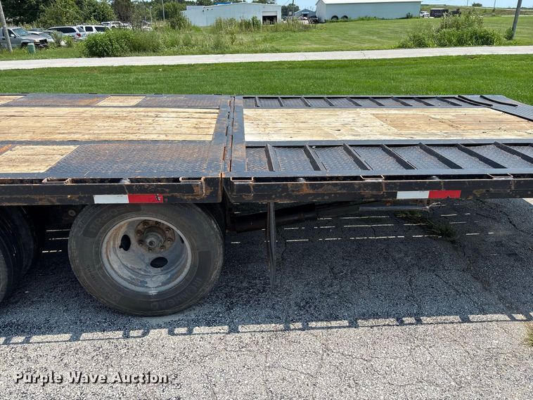 image for item DZ4572 2019 Coyote GN29HYD hydraulic tail equipment trailer