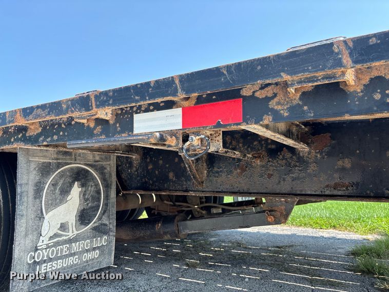 image for item DZ4572 2019 Coyote GN29HYD hydraulic tail equipment trailer