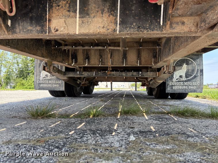 image for item DZ4572 2019 Coyote GN29HYD hydraulic tail equipment trailer