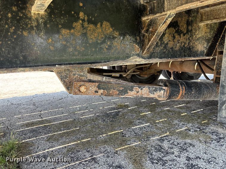 image for item DZ4572 2019 Coyote GN29HYD hydraulic tail equipment trailer