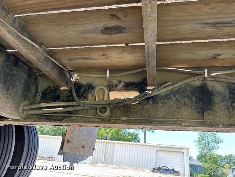 image for item DZ4572 2019 Coyote GN29HYD hydraulic tail equipment trailer