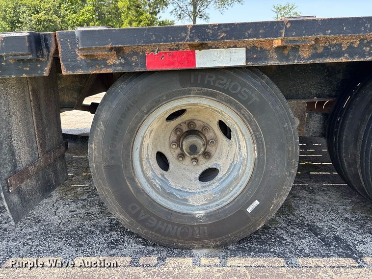 image for item DZ4572 2019 Coyote GN29HYD hydraulic tail equipment trailer