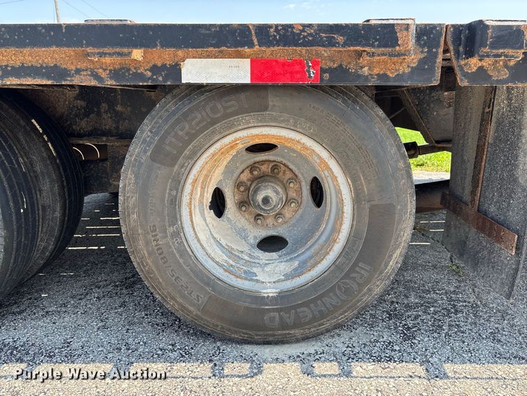 image for item DZ4572 2019 Coyote GN29HYD hydraulic tail equipment trailer
