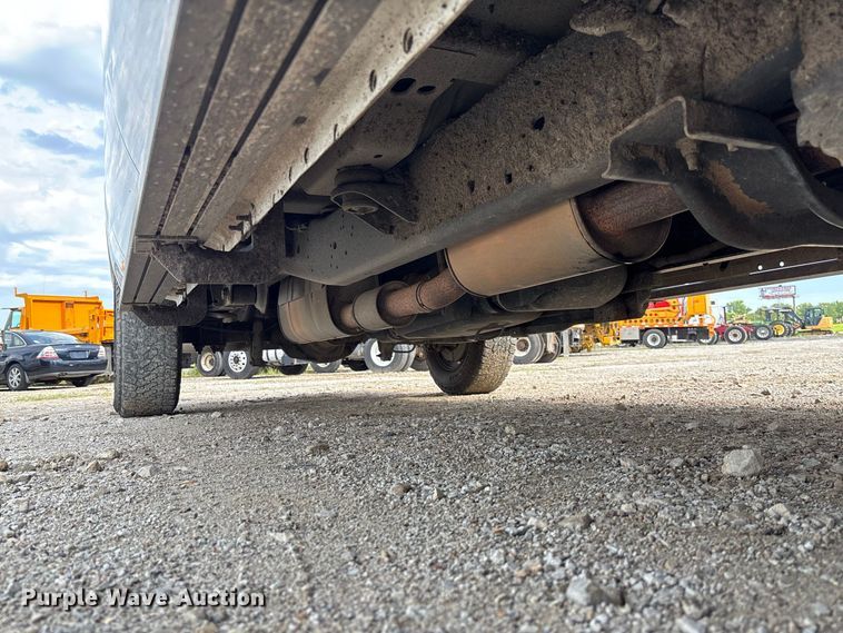 image for item DZ4607 2016 Ford  F250 Super Duty XL Crew Cab pickup truck