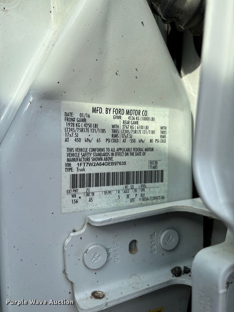 image for item DZ4607 2016 Ford  F250 Super Duty XL Crew Cab pickup truck