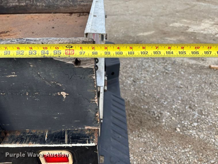 image for item DZ4608 2015 Ford  F250 Super Duty XL Crew Cab flatbed pickup truck