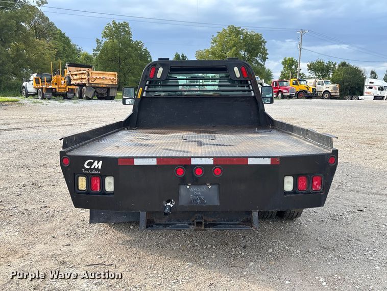 image for item DZ4609 2015 Ford  F350 Super Duty XL flatbed pickup truck