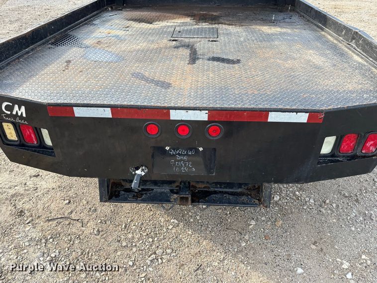 image for item DZ4609 2015 Ford  F350 Super Duty XL flatbed pickup truck
