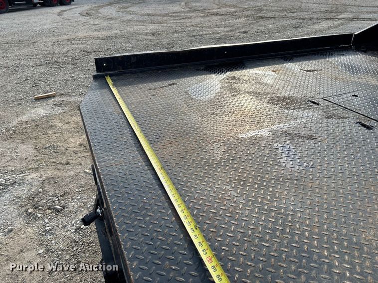 image for item DZ4609 2015 Ford  F350 Super Duty XL flatbed pickup truck