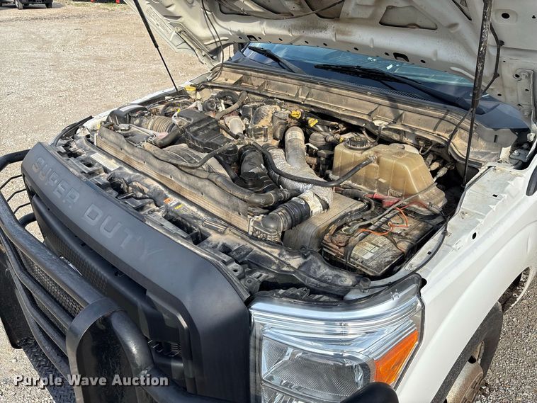 image for item DZ4609 2015 Ford  F350 Super Duty XL flatbed pickup truck