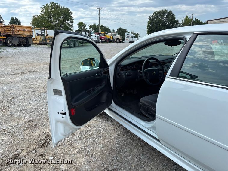 image for item DZ4610 2016 Chevrolet  Impala Limited 