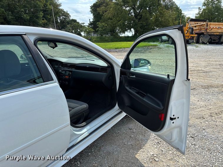 image for item DZ4610 2016 Chevrolet  Impala Limited 